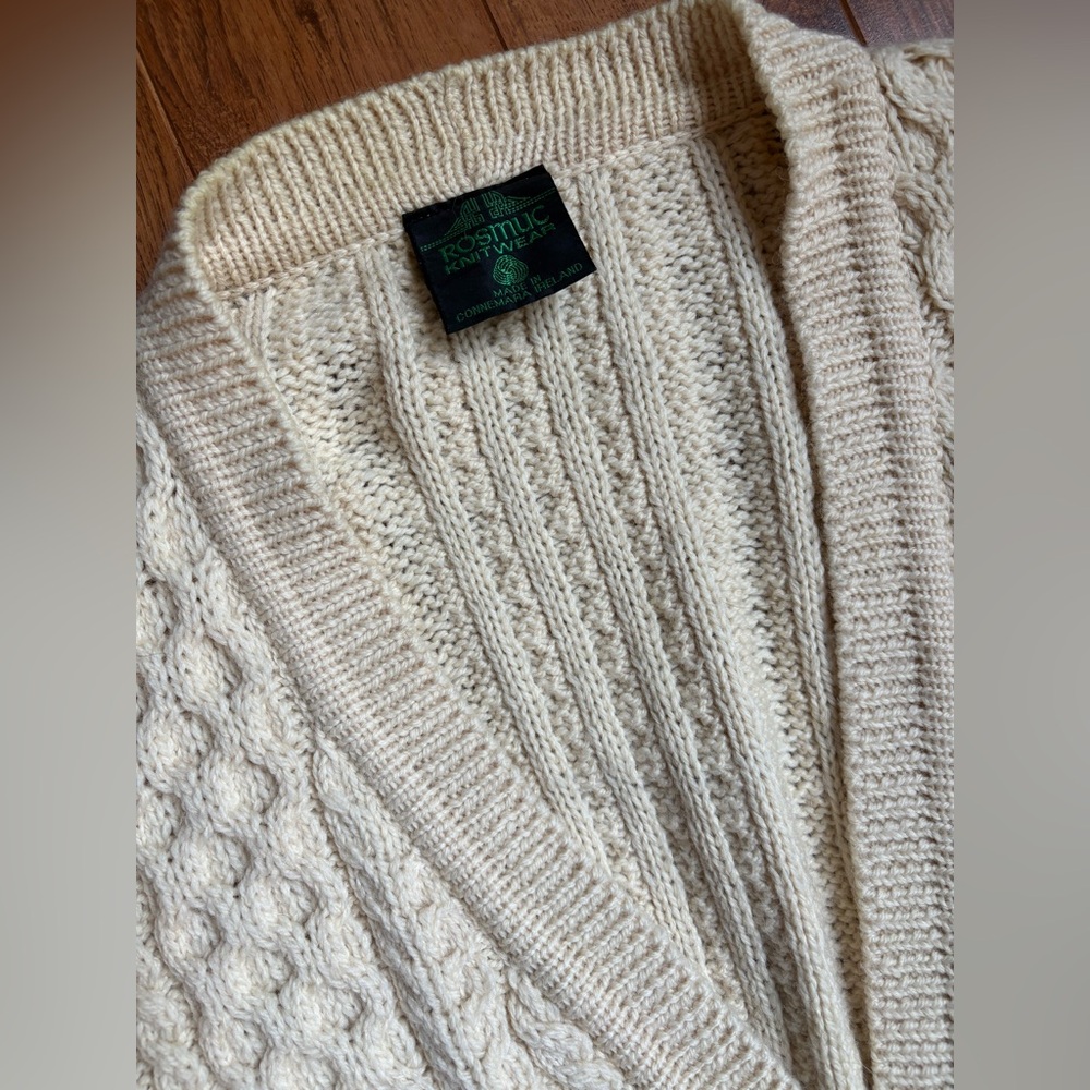 Traditional Vintage Aran Irish Fisherman Wool Cable Knit Cardigan Sweater. XL - Picture 3 of 9